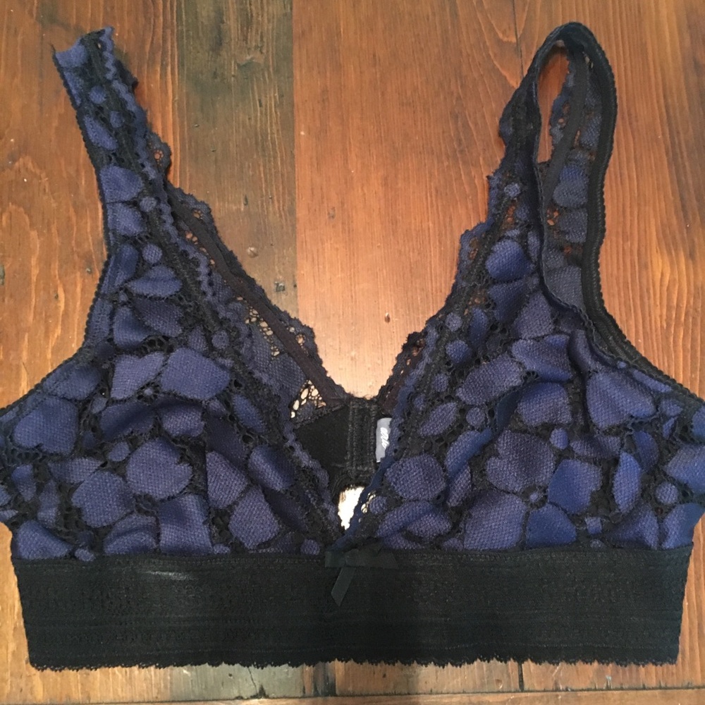 Series blue lace bralette